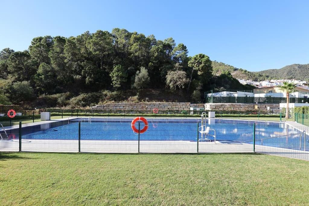 Riverside Benahavis Holiday Rental Apartment Extérieur photo