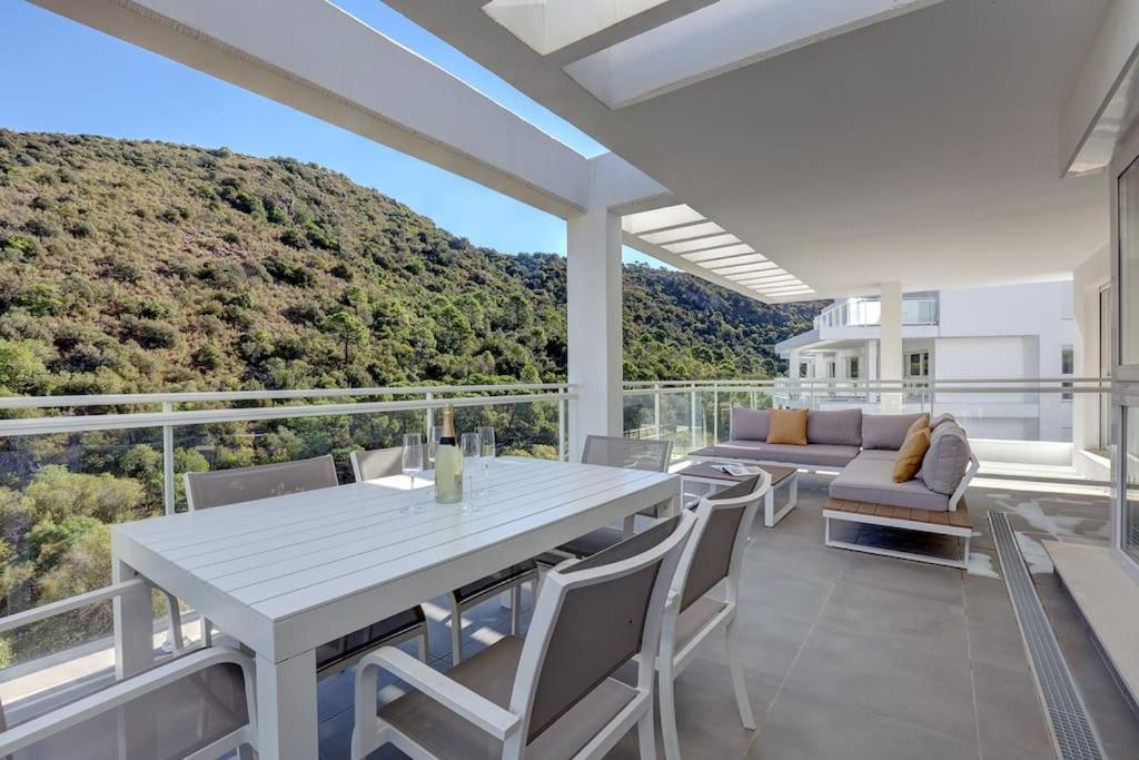 Riverside Benahavis Holiday Rental Apartment Extérieur photo